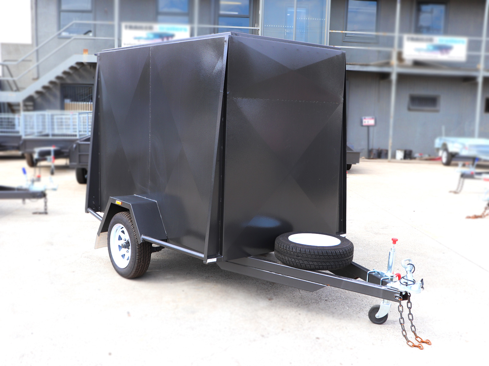 7x4-fully-enclosed-van-cargo-trailer-for-sale-brisbane