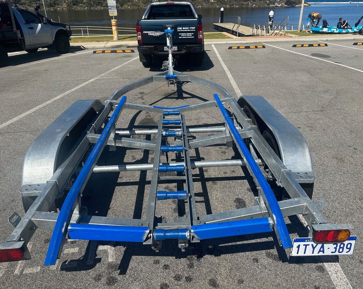 BGTrailers-BG550-Tandem-Boat-Trailer-1500kg-blue-1920w