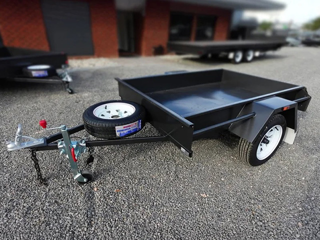 single-axle-box-trailer