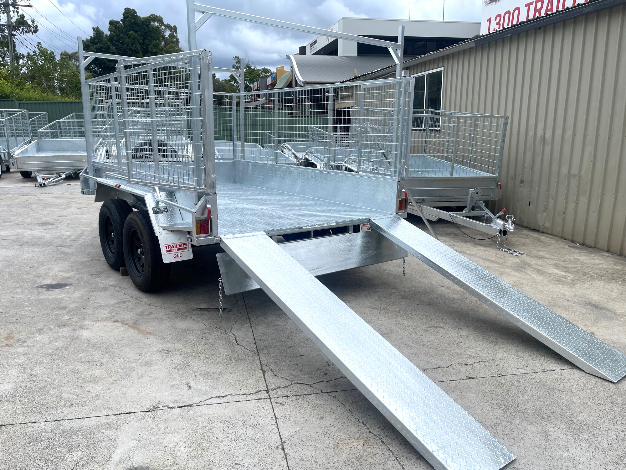 galvanised-cage-trailer-racks-ramps