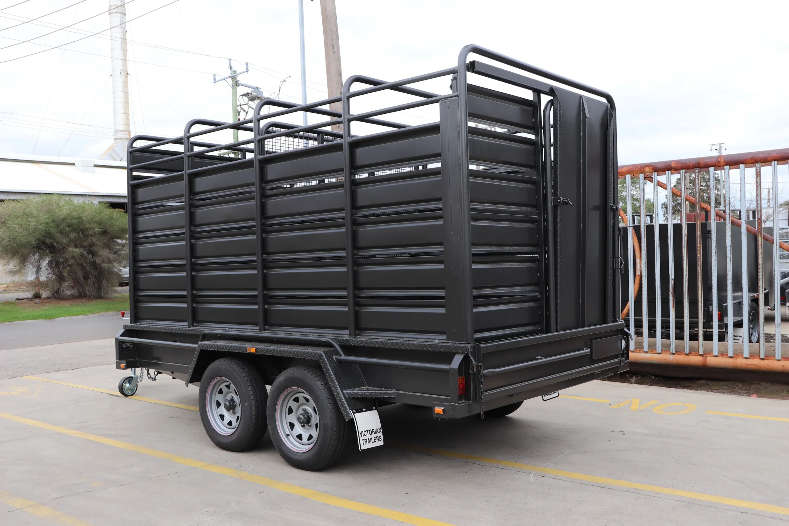 stock-crate-trailer-victorian-trailers-scaled